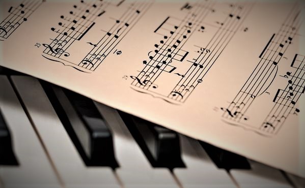 Tujuh fungsi utama seni musik dalam kehidupan manusia